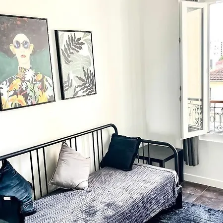 Le Comfy Spot - Porte De Paris Apartment *